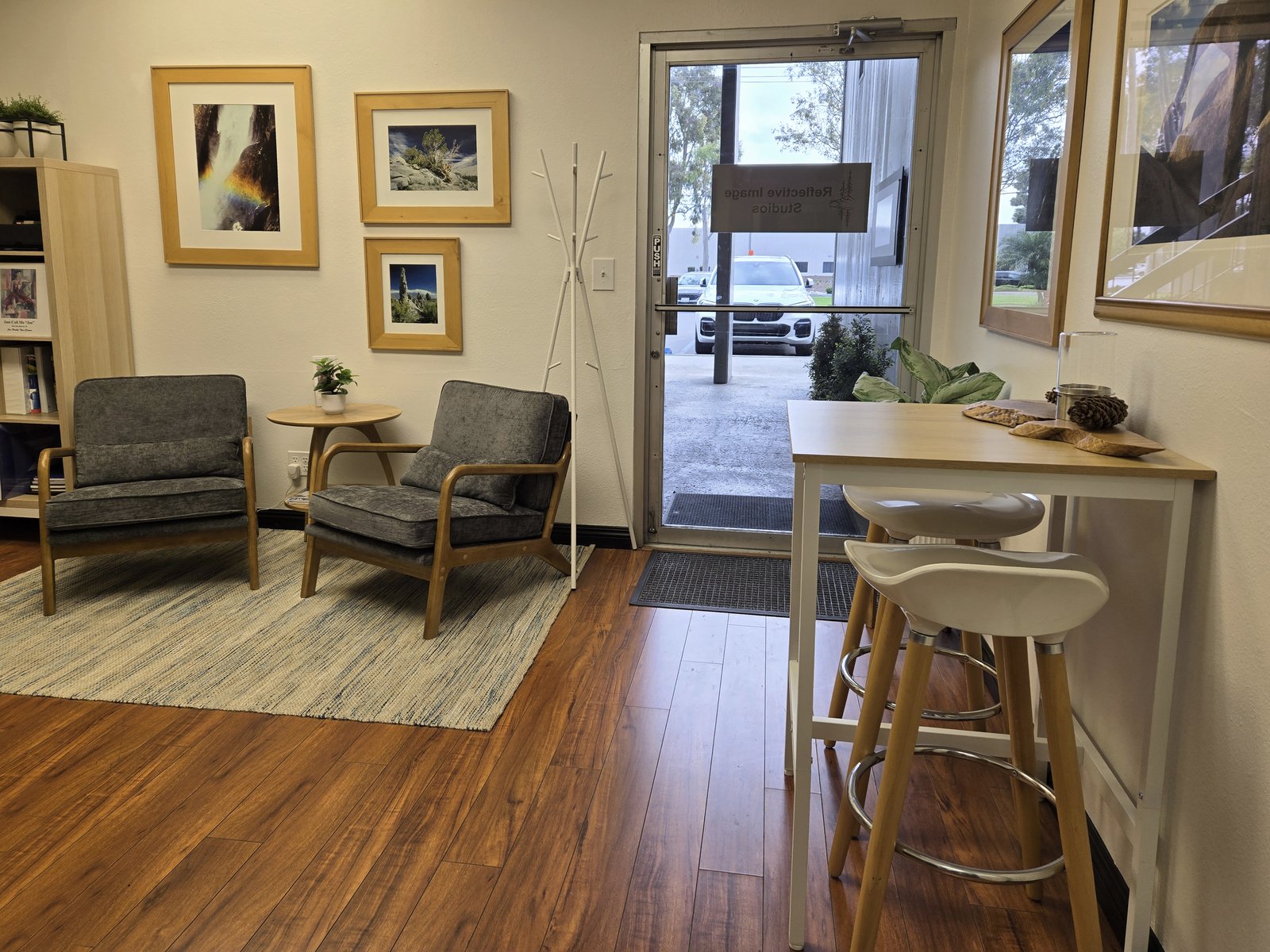 Reception and gallery lobby at Reflective Image Studios